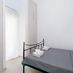 Holiday home Harmony Sea House 4 Bedrooms 10 Guests