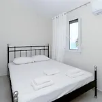 Harmony Sea House 4 Bedrooms 10 Guests Holiday home *
